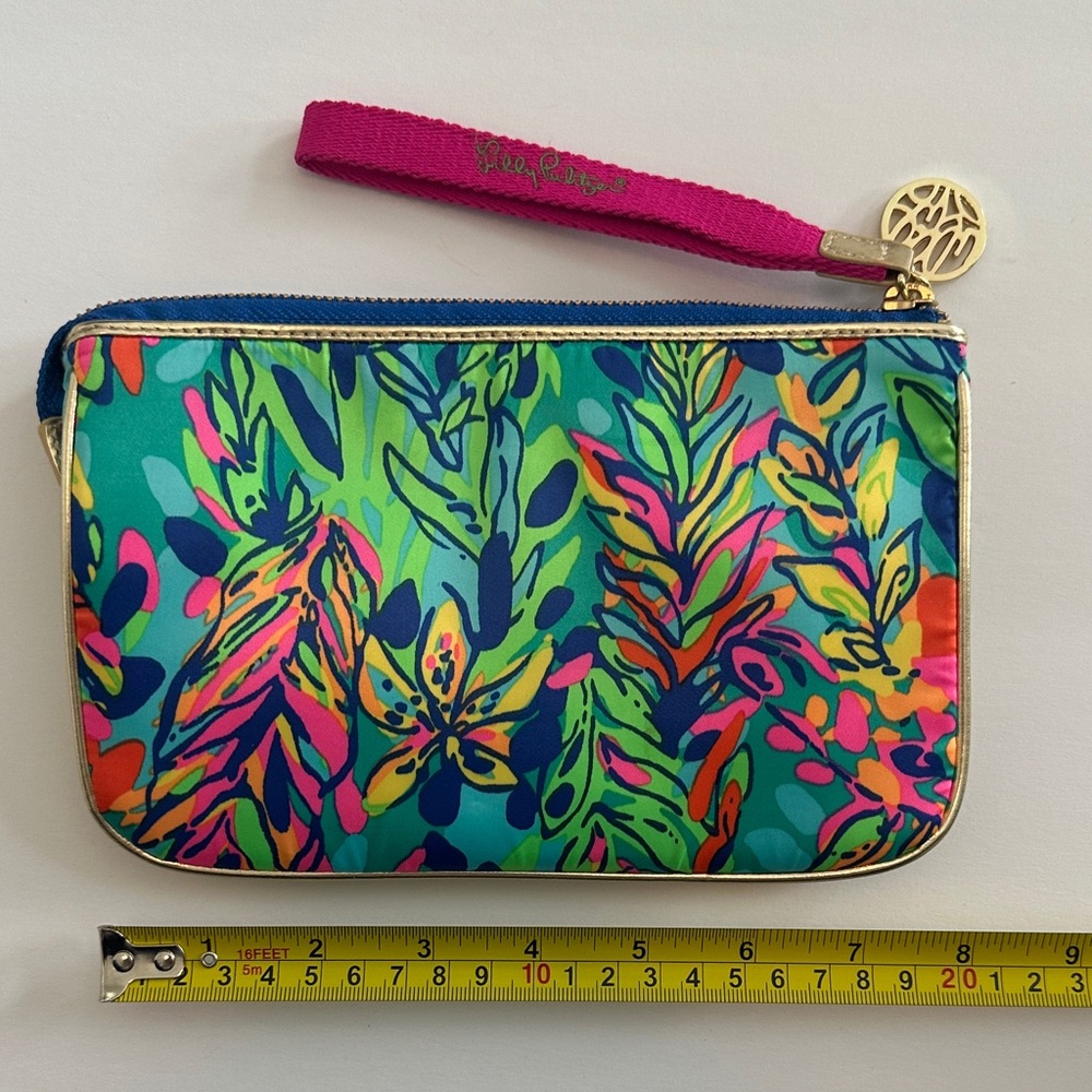 Lilly Pulitzer Vibrant Tropical Wristlet